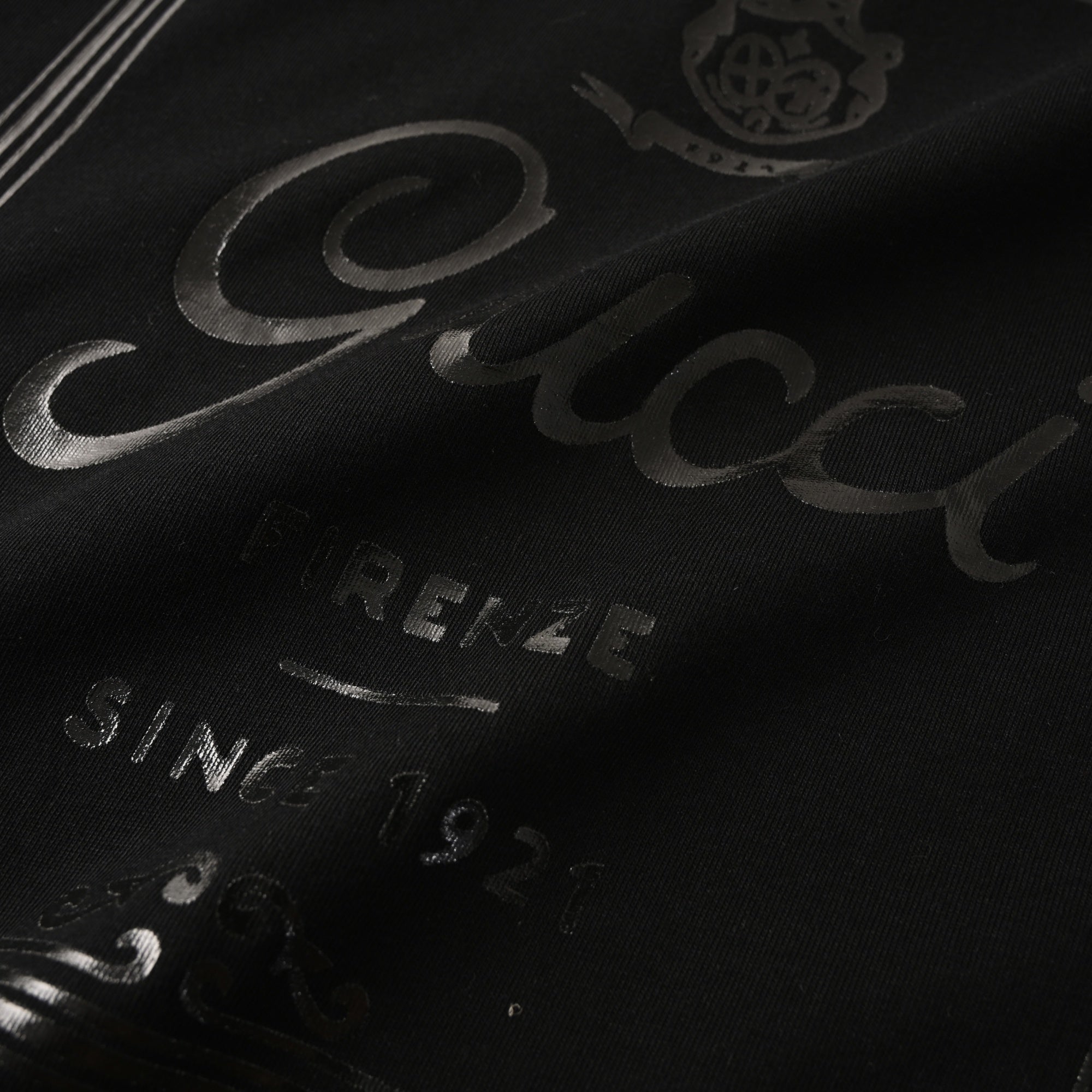 New brand new Gucci T-shirt