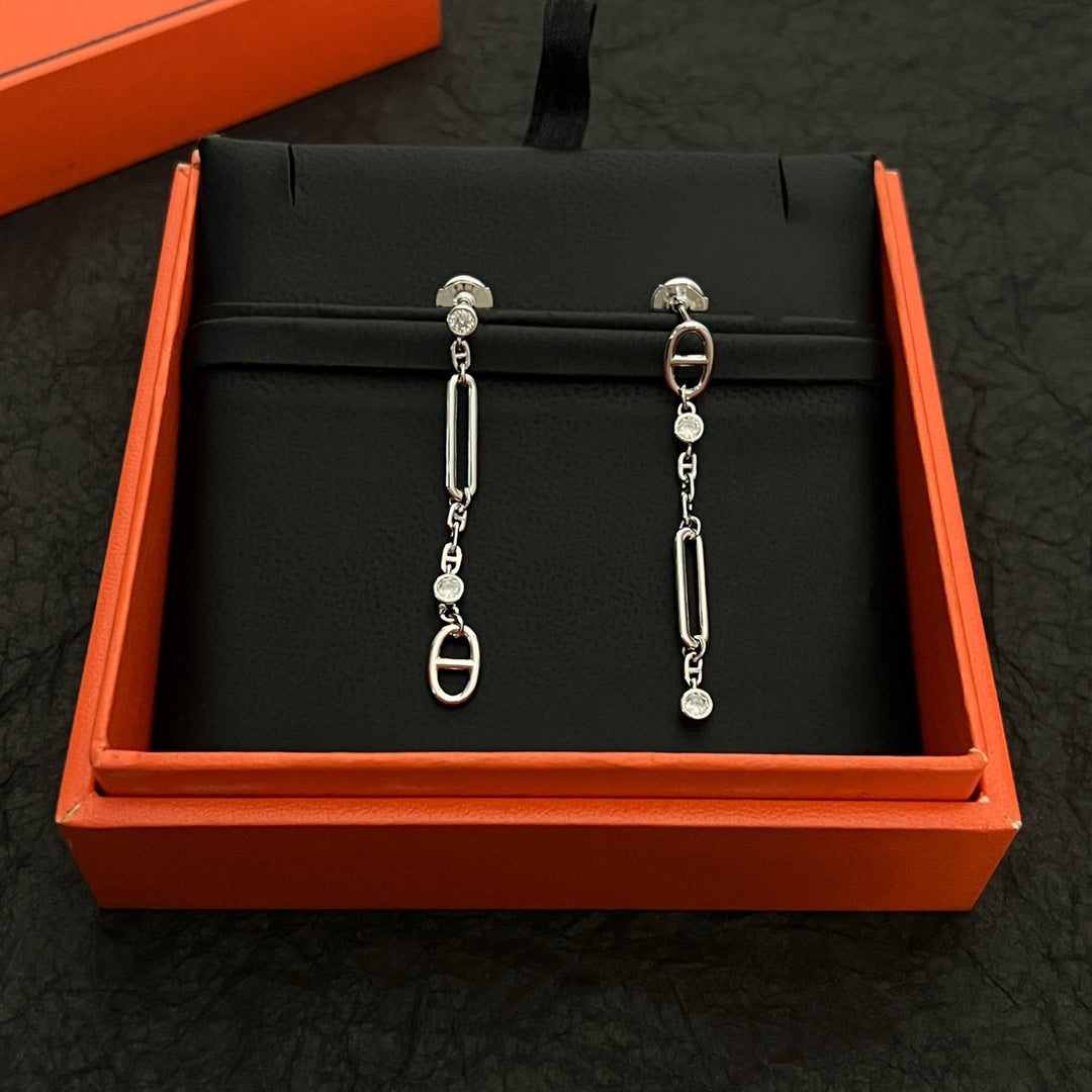 18K Chaine D'ancre Chaos Hermes Earrings