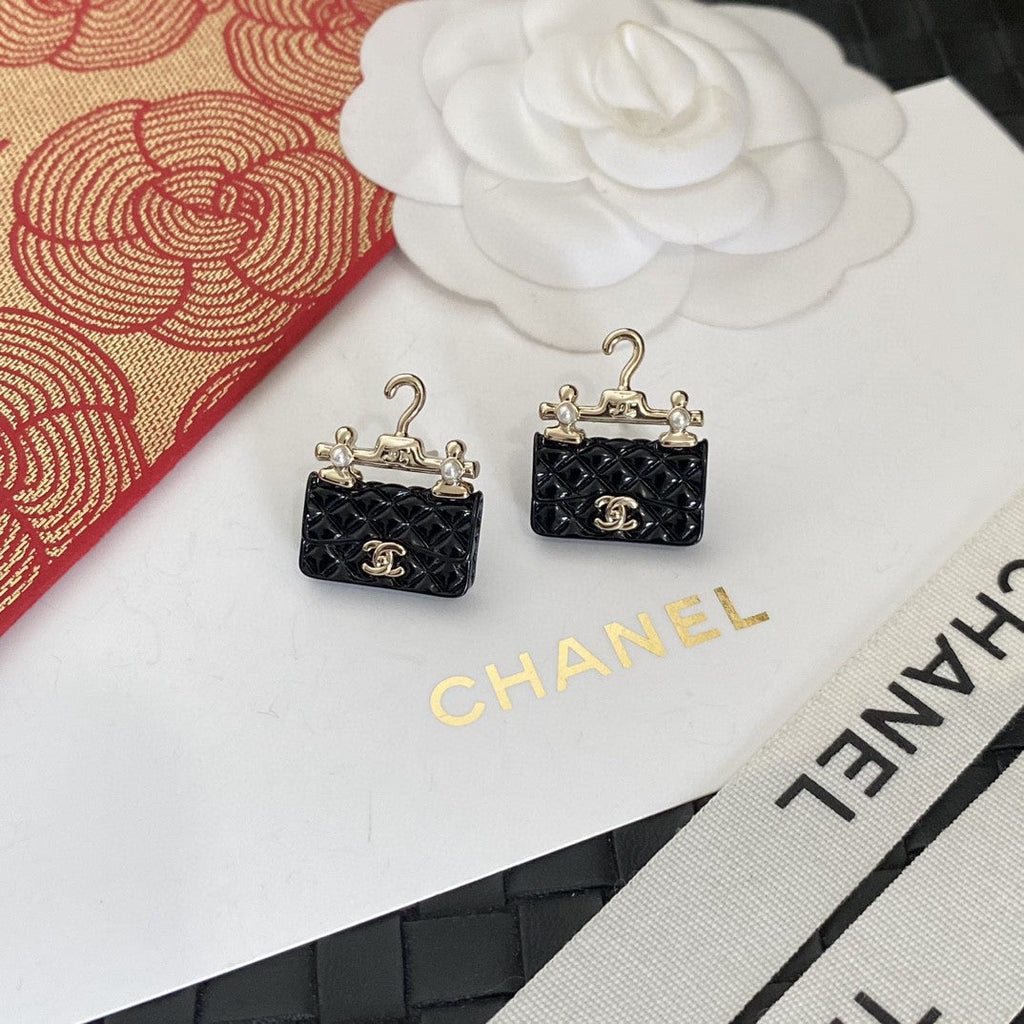 18K  Chanel Classic Bag Pendant Earrings