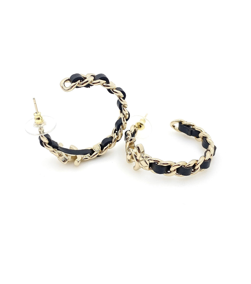 18K  Chanel Cricle Leather Earrings