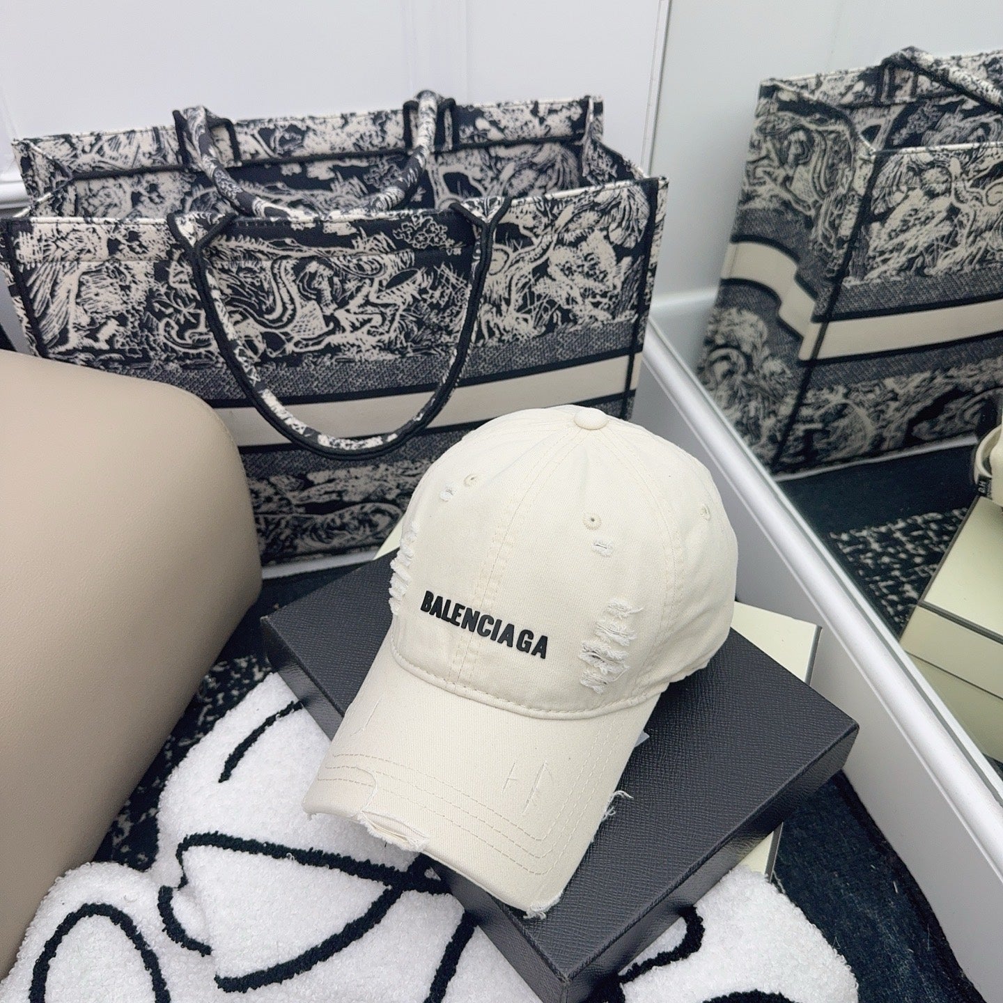 Balenciaga Baseball Cap