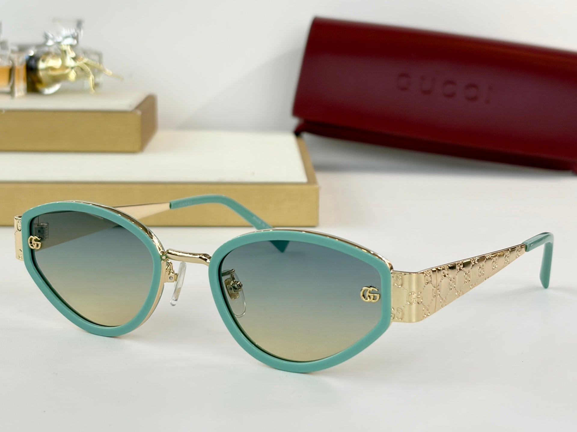 GUCCI Sunglasses-GG2034SK